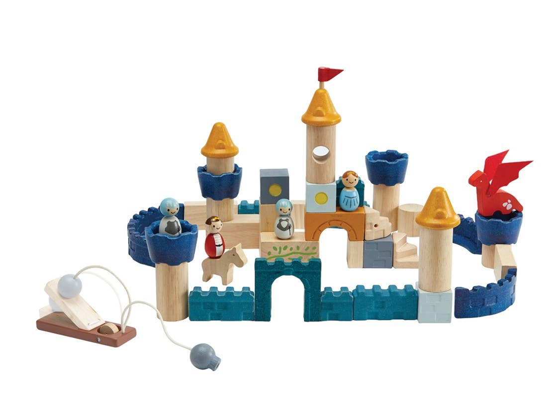 Building blocks that create medieval castle for pretend paly